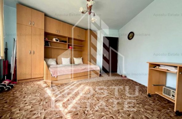 Apartament 2 camere , decomandat ,  zona Bucovina