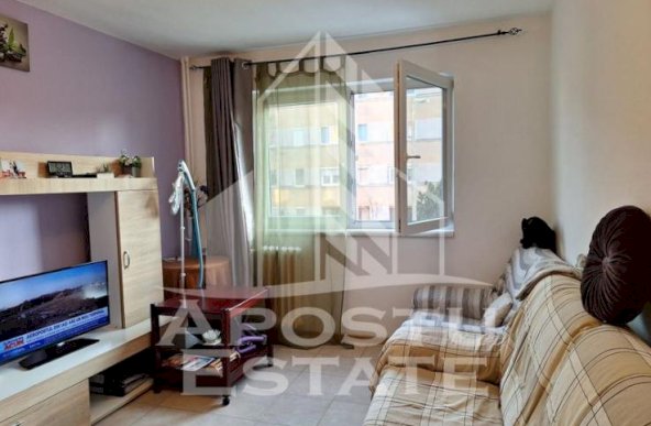 Apartament 3 camere, 45 mp utili, Aurel Vlaicu