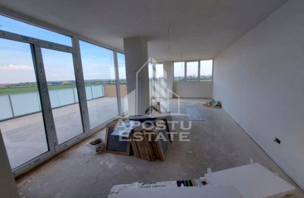 Penthouse cu terasa de 70 mp , zona Torontalului