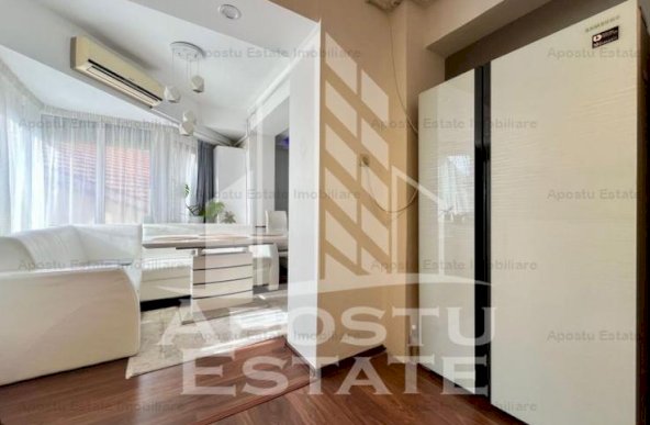 Apartament cu 5 camere pe doua nivele, zona Modern