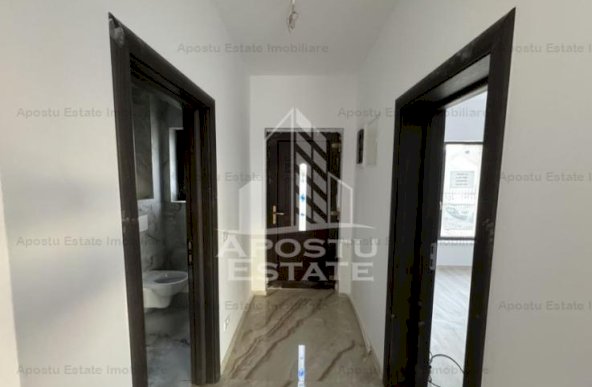 Duplex situat Central cu 4 camere si 3 bai in Mosnita Noua