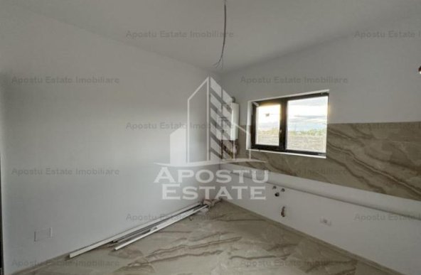 Duplex situat Central cu 4 camere si 3 bai in Mosnita Noua