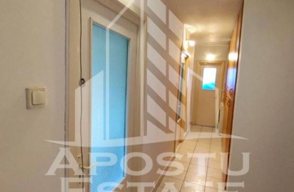 Apartament 4 camere decomandat zona Centrala