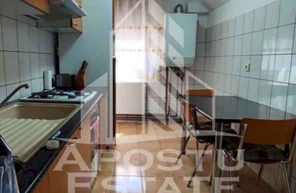 Apartament 4 camere decomandat zona Centrala