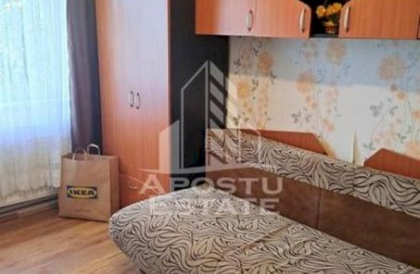 apartament 2 camere decomandat Lipovei