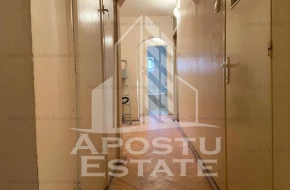 Apartament cu 3 camere 86mp decomandat zona Micalaca