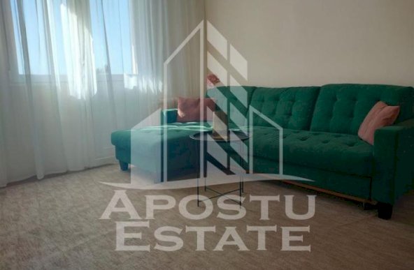 Apartament cu 2 camere semidecomandatin zona Vlaicu