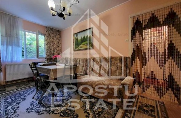 Apartament cu 4 camere, centrala proprie, zona Dacia