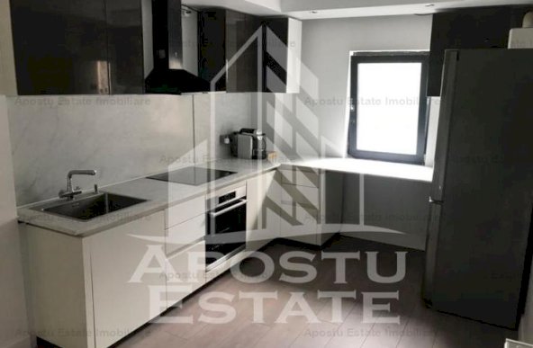 APARTAMENT 3 CAMERE SOARELUI