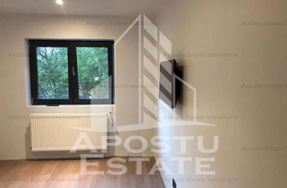 APARTAMENT 3 CAMERE SOARELUI