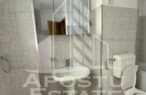 Apartament cu 2 camere in zona Aradului loc de parcare