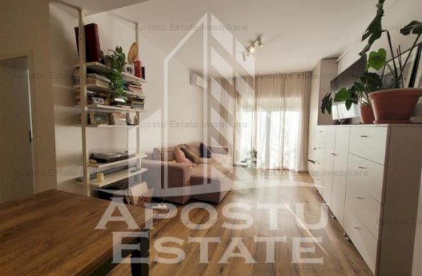 Apartament cu 2 camere,curte proprie si 3 locuri de parcare, Aradului