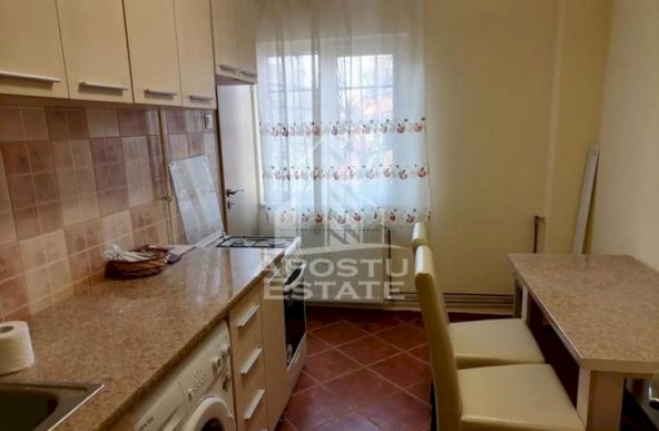 Apartament 2 camere  zona Alfa renovat si mobilat complet.