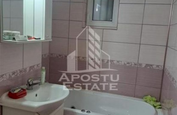 Apartament 2 camere  zona Alfa renovat si mobilat complet.