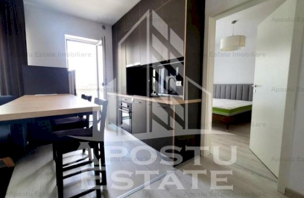 Apartament cu 3 camere, 2 bai, loc de parcare, bloc nou, Aradului