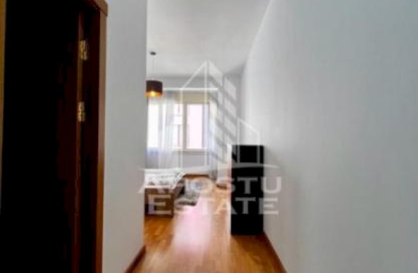 Apartament 3 camere 110 mp utili zona Take Ionescu