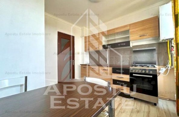 Apartament 3 camere, decomandat, zona Ultracentrala