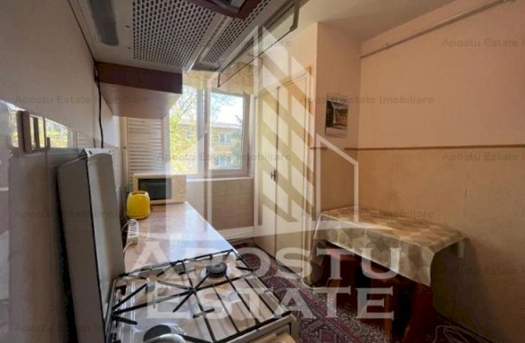 Apartament 2 cameresemidecomandat Zona Piata Doina