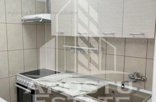 Apartament cu o camera, etaj inermediar, in zona Circumvalatiunii