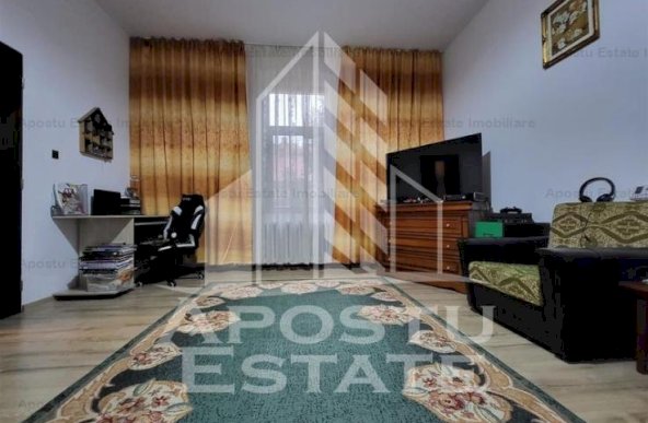 Apartament cu 2 camere, loc de parcare in curte langa Piata Iosefin