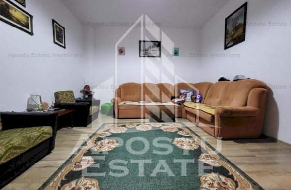 Apartament cu 2 camere, loc de parcare in curte langa Piata Iosefin