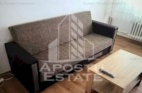 APARTAMENT CU 4 CAMERE DECOMANDAT, CETRALA POPRIE, SALA OLIMPIA