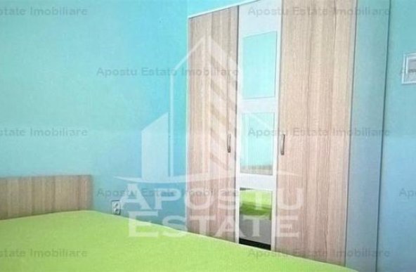 APARTAMENT CU 4 CAMERE DECOMANDAT, CETRALA POPRIE, SALA OLIMPIA