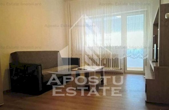 APARTAMENT CU 4 CAMERE DECOMANDAT, CETRALA POPRIE, SALA OLIMPIA