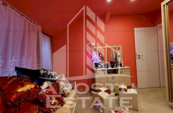 Apartament cu 2 camere decomandat zona Aradului