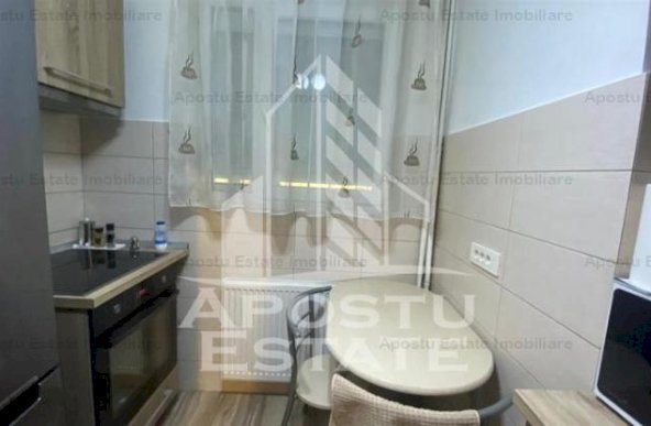 Apartament cu 2 camere zona Semicentral