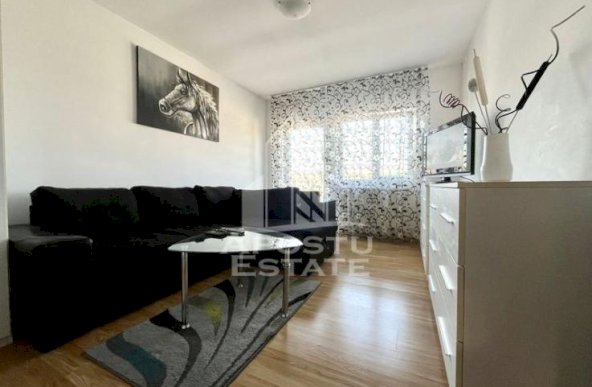 Apartament cu 2 camere, decomandat, balcon deschis, zona Soarelui