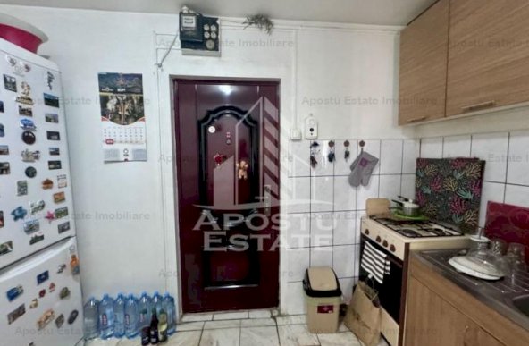 Apartament cu 2 camere, mobilat, zona Aradului