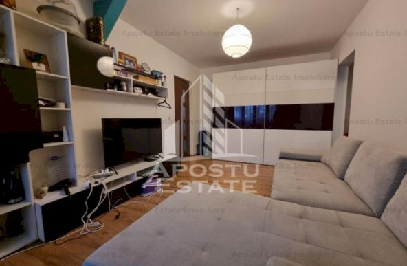 Apartament 2 camere, bloc anvelopat, centrala proprie, Calea Aradului