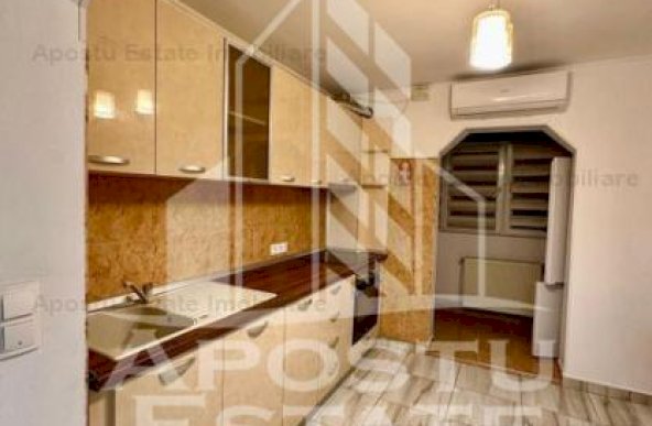 Apartament 2 camere in zona Circumvalatiunii