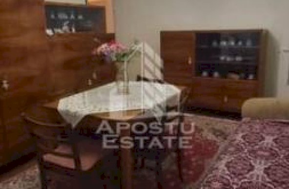 Apartament 3 camere, spatios, Zona Dacia