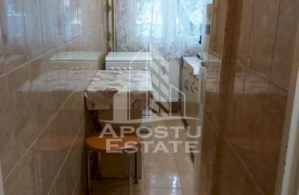 Apartament 3 camere, spatios, Zona Dacia