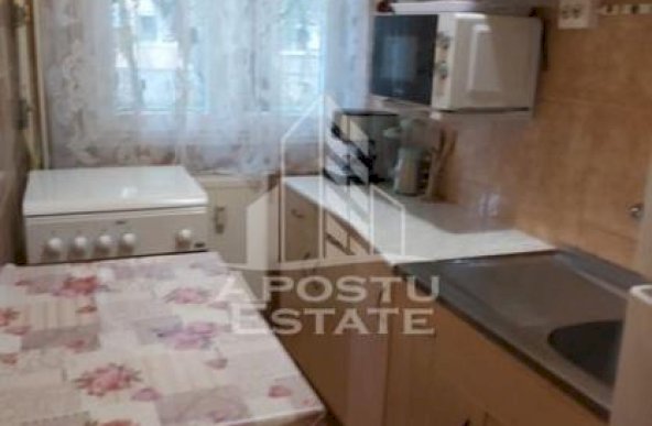 Apartament 3 camere, spatios, Zona Dacia