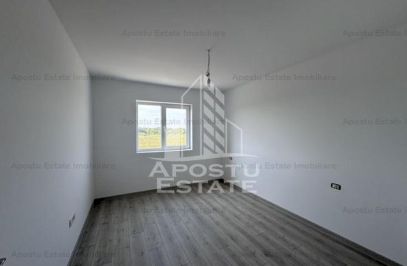 Apartament nou cu 3 camere, finisat, zona Torontalui