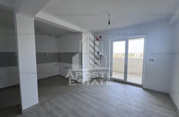 Apartament nou cu 3 camere, finisat, zona Torontalui