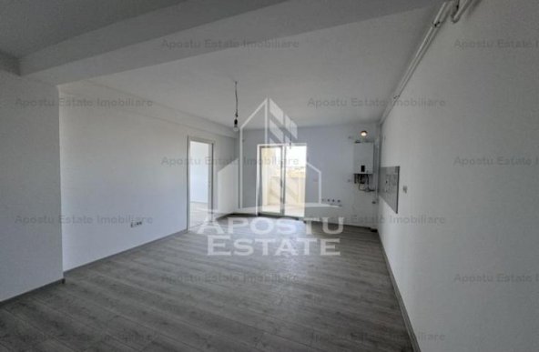 Apartament nou cu 3 camere, finisat, zona Torontalui