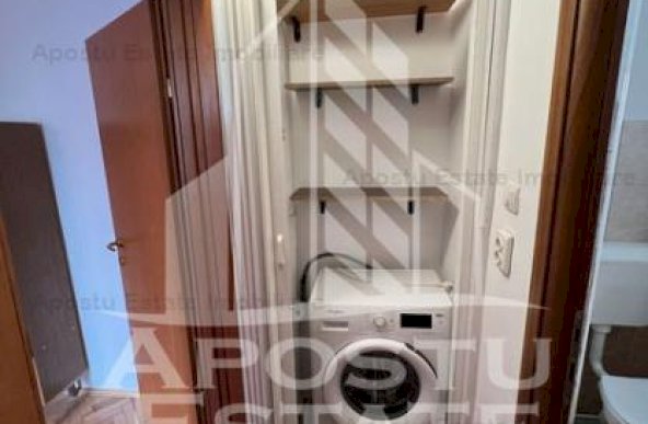 Apartament cu 3 camere, 2 balcoane, centrala proprie, zona Soarelui