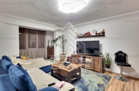 Apartament 3 camere decomandat, centrala proprie, Zona Torontalului