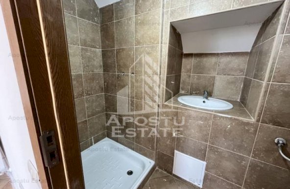 Cladire S+P+E+M, 312 MP, ZONA COMPLEX-PESTALOZZI