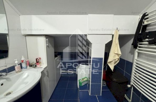 Apartament cu 3 camere in zona Shopping City, centrala termica