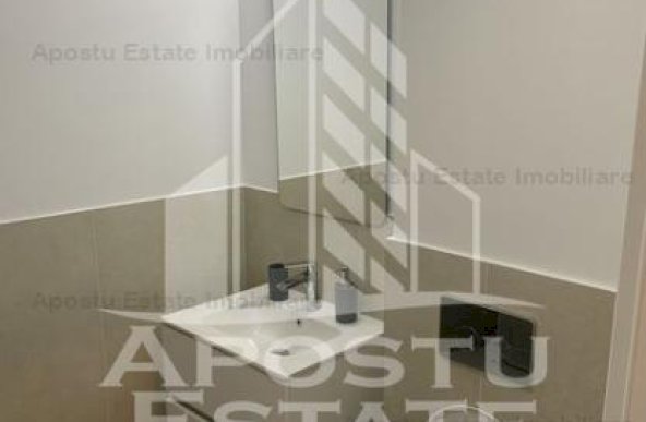 Apartament cu 2 camere in zona Soarelui - prima inchiriere!