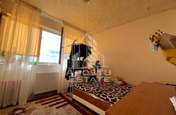 Apartament cu 2 camere, decomandat, in zona Buziasului