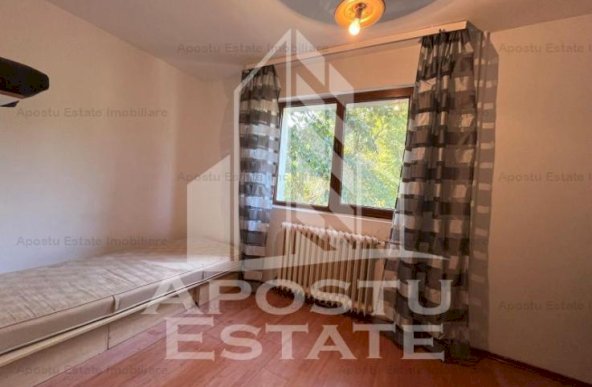 Apartament cu 2 camere, etajul 2 in zona Sagului