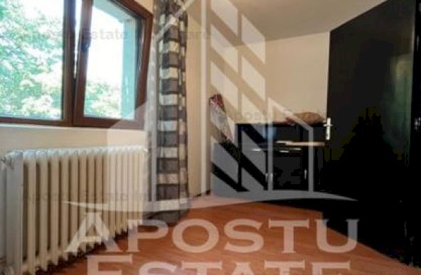 Apartament cu 2 camere, etajul 2 in zona Sagului