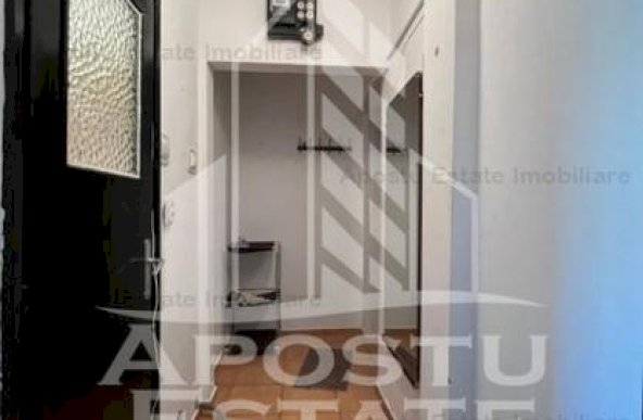 Apartament cu 2 camere, etajul 2 in zona Sagului