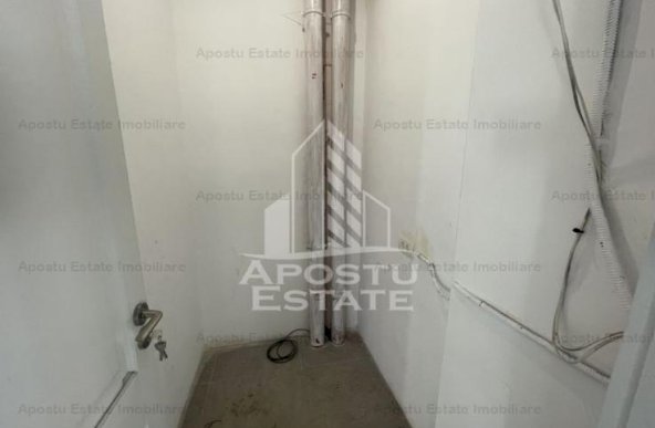 Spatiu comercial 83 mp, zona Lipovei